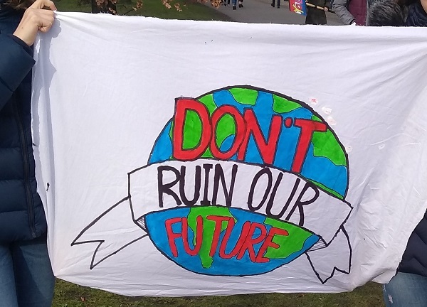 spandoek don't ruin our future