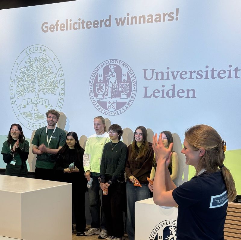 de winnaars voor de collegezaal